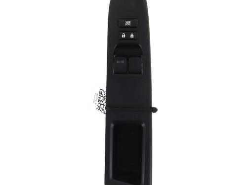 Comutador vidro frente esquerdo TOYOTA YARIS (_P13_) 1.5 (NSP131_) (112 hp) 31142000