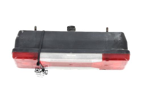 Farolim direito TOYOTA DYNA Platform/Chassis (KD_, LY_, _Y2_, _U3_, _U4_, _U6_, _U8 3.0 D4d (KDY221, KDY231, KDY251, KDY261) (144 hp) 31240005