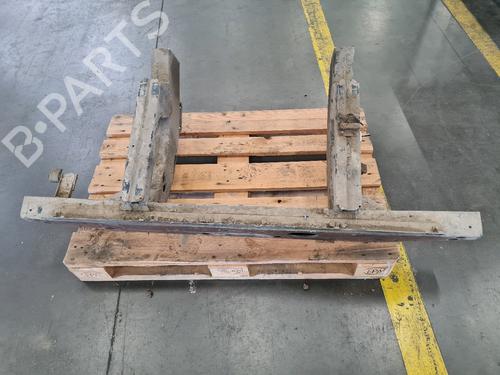 Used Rear bumper reinforcement Rear bumper reinforcement 37709457 37709457