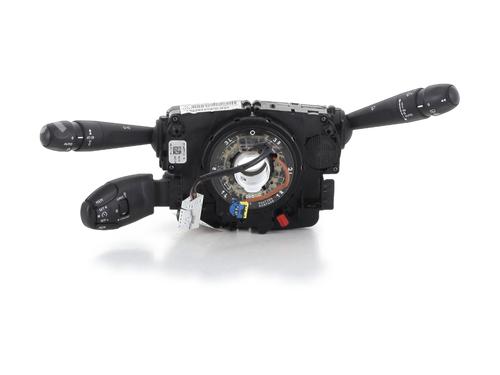 Used Switch PEUGEOT 308 SW II (LC_, LJ_, LR_, LX_, L4_) 1.5 BlueHDi 130 (131 hp) 31304411