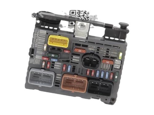 Fuse box PEUGEOT 308 I (4A_, 4C_) 1.6 HDi | BP30982603E1