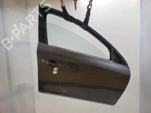 Used Right front door RENAULT LATITUDE (L70_) 2.0 dCi 150 (L70H) (150 hp) 31662490