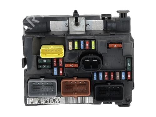 Fuse box CITROËN C3 II (SC_) 1.4 HDi 70 (SC8HZC, SC8HR0, SC8HP4) | BP39194584E1 - Image 2