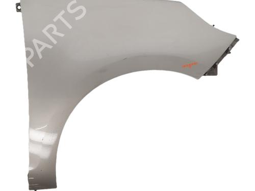 Used Right front fenders Right front fenders 36776806 36776806