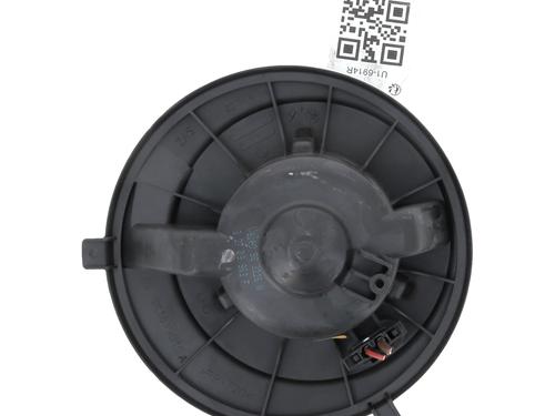 Used Heater blower motor AUDI A3 (8P1) 1.9 TDI (105 hp) 32378490