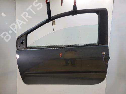 Used Left front door RENAULT TWINGO II (CN0_) 1.5 dCi (CN0E) (64 hp) 31079686