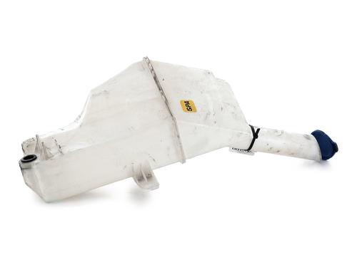 windscreen-washer-tank-hyundai-ix20-jc-2010-2011-2012-2013-2014-2015-2016-2017-2018-2019-32654082 main image