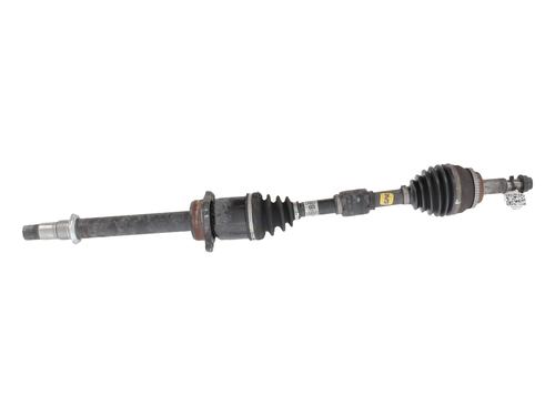Used Right front driveshaft TOYOTA COROLLA Verso (ZER_, ZZE12_, R1_) 2.2 D-4D (AUR10_, AUR10R) (136 hp) 30632481