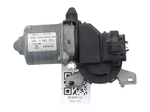 Front wiper motor FIAT 500 (312_) 1.2 (312AXA1A) | BP30165528M29