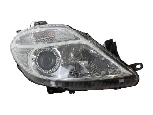Used Right headlight Right headlight 17796829 17796829