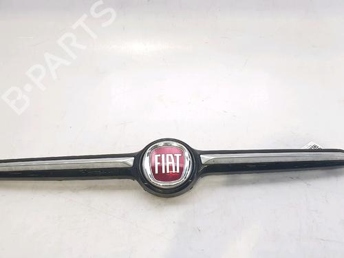 Grill FIAT 500X (334_) 1.3 (334.AXR11) (150 hp) 30868871