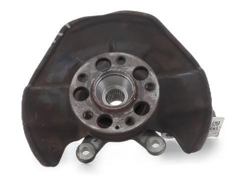 Used Left front steering knuckle Left front steering knuckle MERCEDES-BENZ B-CLASS Sports Tourer (W245) B 200 CDI (245.208) (140 hp) 31056850 31056850