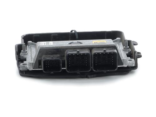 Used Engine control unit (ECU) Engine control unit (ECU) PEUGEOT 208 I (CA_, CC_) 1.2 VTI 82 (82 hp) 32693979 32693979