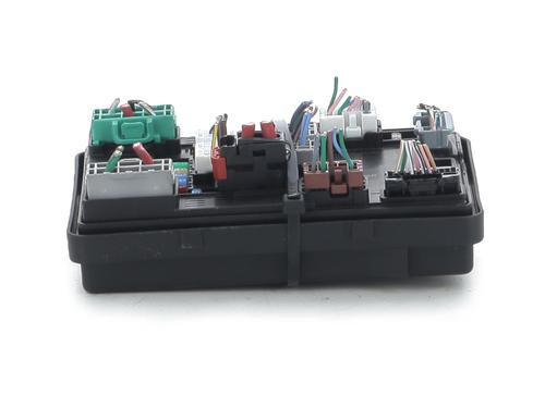 Used Fuse box DACIA SANDERO III 1.0 TCe 90 (91 hp) 32153111