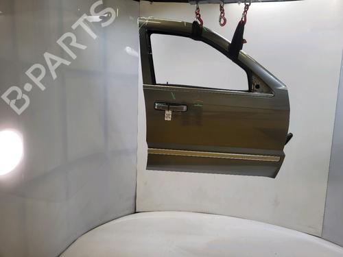 Used Right front door Right front door JEEP GRAND CHEROKEE III (WH, WK) 3.0 CRD 4x4 (218 hp) 39941219 39941219