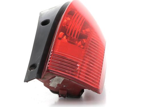 Høyre baklys PEUGEOT 308 SW I (4E_, 4H_) 1.6 HDi | BP29988150C35 