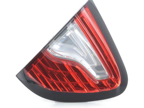 left-tailgate-light-renault-captur-i-j5_-h5_-2013-32460359 main image
