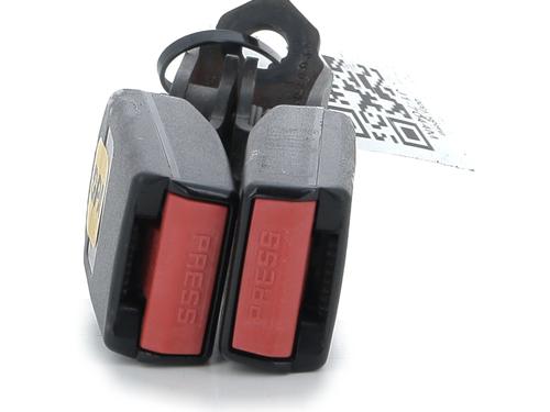 Used Seat buckle Seat buckle PEUGEOT 407 (6D_) 2.2 HDi 170 (6D4HTH) (170 hp) 33752013 33752013