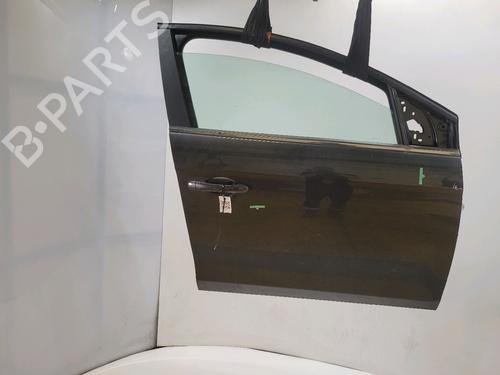 Used Right front door Right front door 39259372 39259372