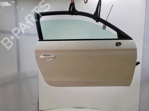 Porta anteriore destra Porta anteriore destra AUDI A1 (8X1, 8XK) 1.4 TFSI (125 hp) 35941086 35941086