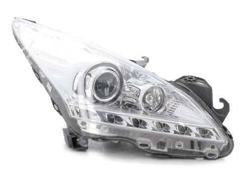 Used Right headlight PEUGEOT 3008 I MPV (0U_) 2.0 HDi Hybrid4 (0URHCA) (200 hp) 30799839