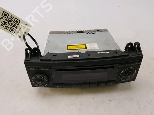 Used Radio MERCEDES-BENZ A-CLASS (W169) A 180 (169.032, 169.332) (116 hp) 13113101