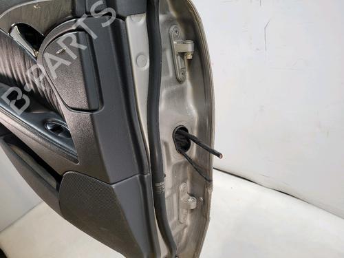 Left rear door MERCEDES-BENZ E-CLASS (W211) E 320 CDI (211.026) | BP24393463C4 