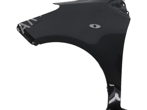 Used Left front fenders TOYOTA YARIS (_P9_) 1.4 D-4D (NLP90_, NLP90R) (90 hp) 29171993