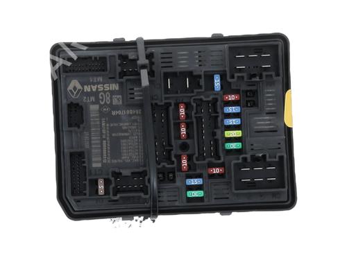 Fuse box RENAULT CLIO V (B7_) 1.5 Blue dCi 85 (B7AG) | BP32181215E1 - Image 2