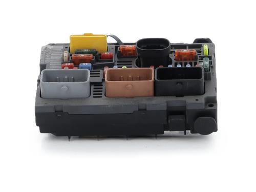 Used Fuse box Fuse box CITROËN C5 III Break (RW_) 3.0 HDi 240 (RWX8CA) (241 hp) 36487330 36487330
