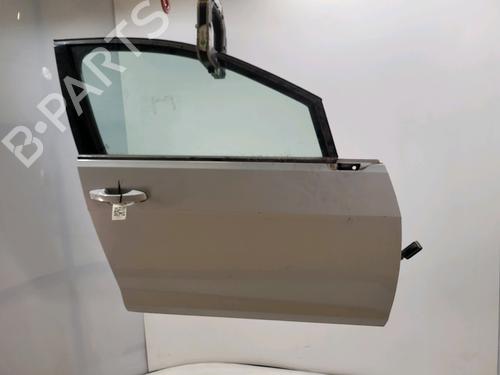 Used Right front door VW GOLF VII (5G1, BQ1, BE1, BE2) 1.4 TSI (125 hp) 29522556