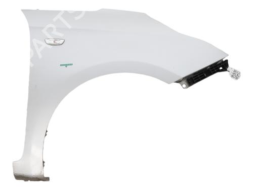 right-front-fenders-kia-carens-iv-2013-39421948 main image