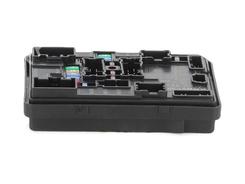Used Fuse box RENAULT MEGANE IV Hatchback (B9A/M/N_) 1.5 Blue dCi 115 (B9A6) (116 hp) 27914930