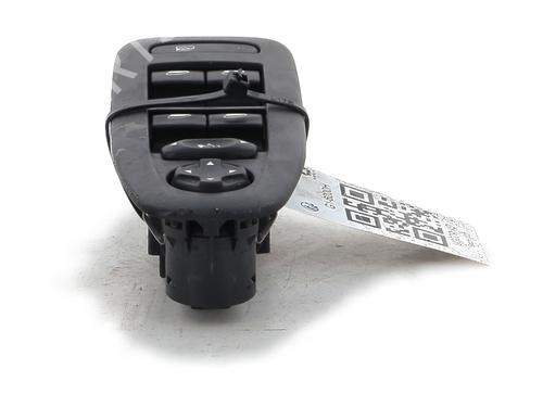Left front window switch PEUGEOT 2008 I (CU_) 1.2 THP 110 / PureTech 110 | BP30474632I27