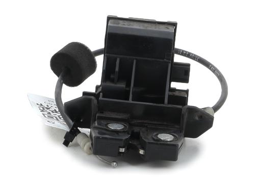 Tailgate lock MERCEDES-BENZ C-CLASS (W203) C 220 CDI (203.008) | BP26198121C101 