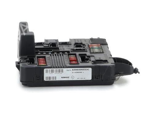 Used Fuse box Fuse box RENAULT MEGANE II (BM0/1_, CM0/1_) 1.9 dCi (BM0G, CM0G) (120 hp) 33925457 33925457