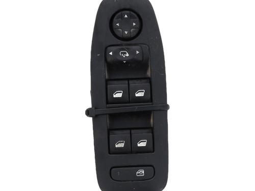 Used Left front window switch PEUGEOT 208 I (CA_, CC_) 1.6 HDi (92 hp) 30715970