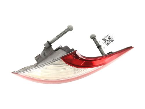 Używane Lampa tylna prawa RENAULT MEGANE III Hatchback (BZ0/1_, B3_) 1.5 dCi (BZ09, BZ0D, BZ1W, BZ29, BZ14) (110 hp) 29495917