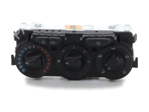 AC Styreenhet / Manøvreringsenhet OPEL CORSA E (X15) 1.4 (08, 68) (90 hp) 28506494