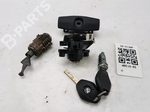 Used Ignition barrel Ignition barrel BMW 5 (E60) 525 d (177 hp) 11121581 11121581
