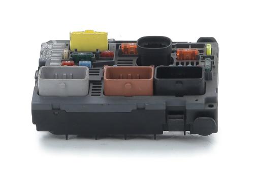 Used Fuse box PEUGEOT 308 I (4A_, 4C_) 1.6 HDi (109 hp) 31749679