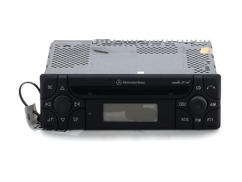 Used Radio MERCEDES-BENZ A-CLASS (W168) A 190 (168.032, 168.132) (125 hp) 31937211