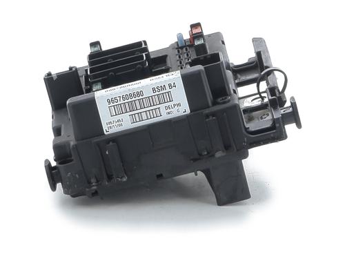 fuse-box-peugeot-206-cc-2d-2000-2001-2002-2003-2004-2005-2006-2007-2008-32152270 main image