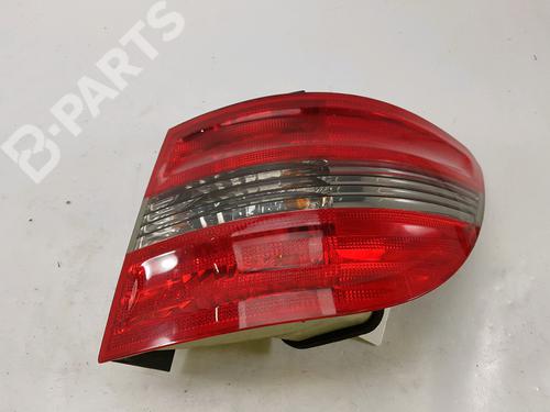 Used Right taillight Right taillight MERCEDES-BENZ B-CLASS Sports Tourer (W245) B 180 CDI (245.207) (109 hp) 11092233 11092233