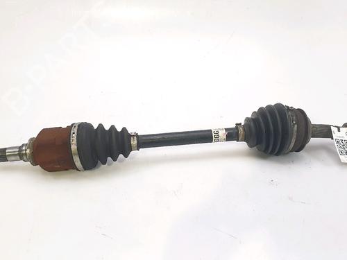 Used Left front driveshaft TOYOTA YARIS (_P9_) 1.4 D-4D (NLP90_, NLP90R) (90 hp) 30093771