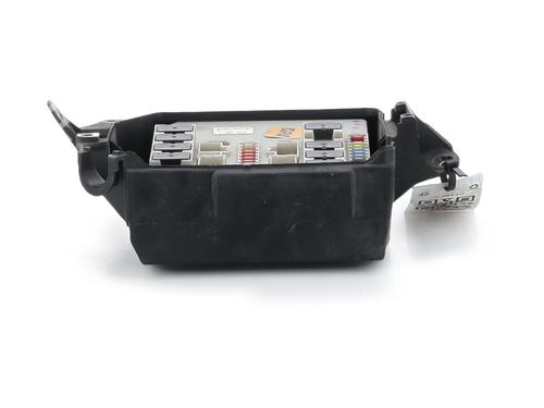 Used Fuse box Fuse box RENAULT CLIO III (BR0/1, CR0/1) 1.5 dCi (C/BR0G, C/BR1G) (68 hp) 38552160 38552160