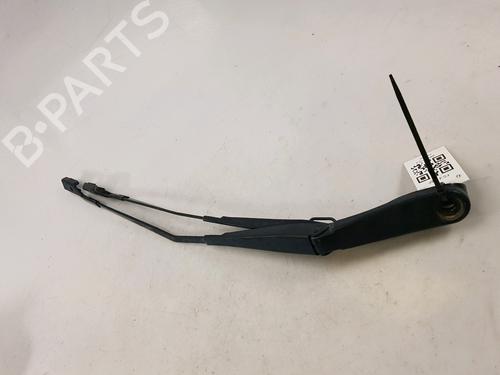Used Front windshield wiper arm VOLVO XC60 I SUV (156) 2.4 D / D3 / D4 AWD (163 hp) 27900656