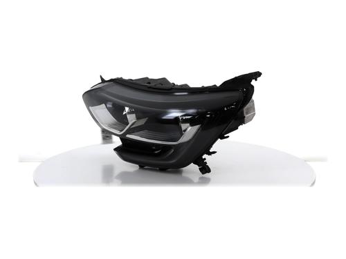 Used Left headlight RENAULT MEGANE IV Hatchback (B9A/M/N_) 1.2 TCe 100 (B9MS) (100 hp) 32974737