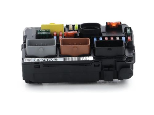 Used Fuse box Fuse box CITROËN C3 II (SC_) 1.4 HDi 70 (SC8HZC, SC8HR0, SC8HP4) (68 hp) 40557737 40557737