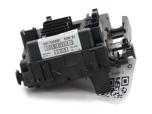 Used Fuse box PEUGEOT 206+ (2L_, 2M_) 1.1 (60 hp) 28310704